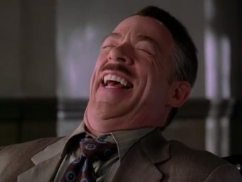 Стоп-кадр из к/ф «Человек-паук». Стоп-кадр из к/ф «Человек-паук».