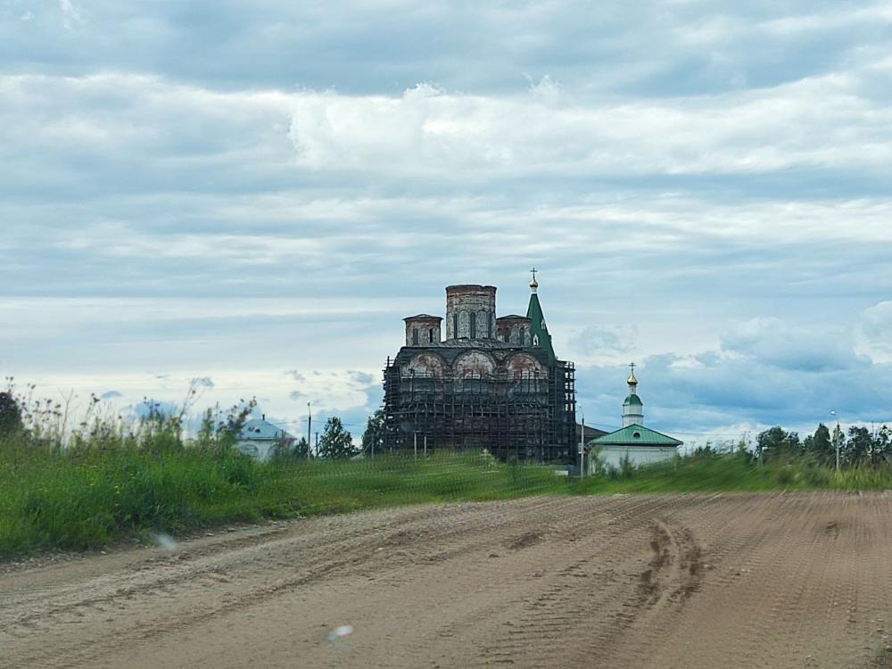 Холмогорах завтра. Глава Холмогорского района Архангельской области Большакова. Лето вот деревня Воютино. Холмогорский район Архангельская область в 1957 году.