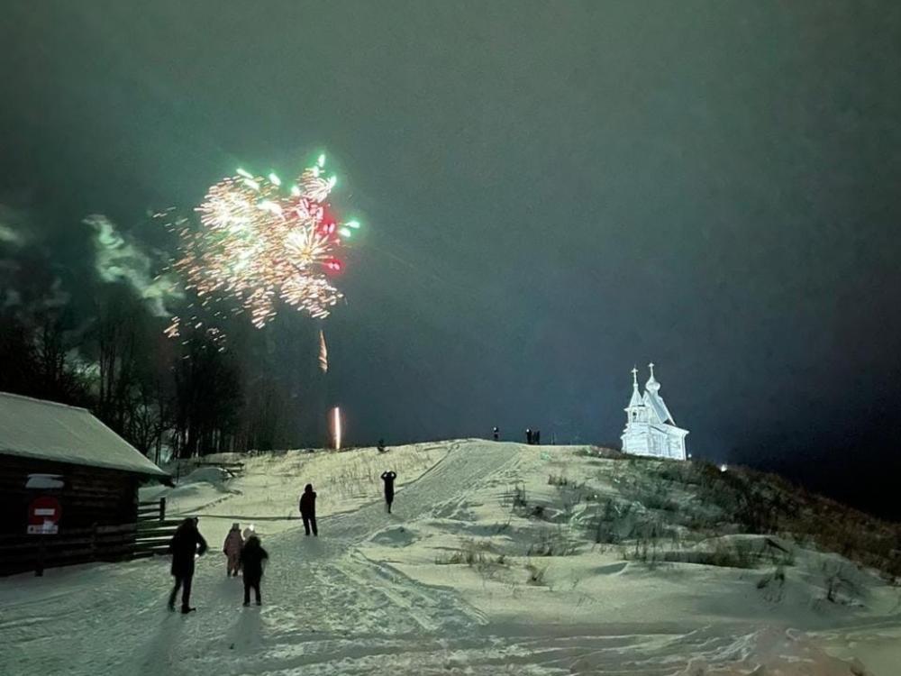 Автодорога из Плесецка в Кенозерье зимой